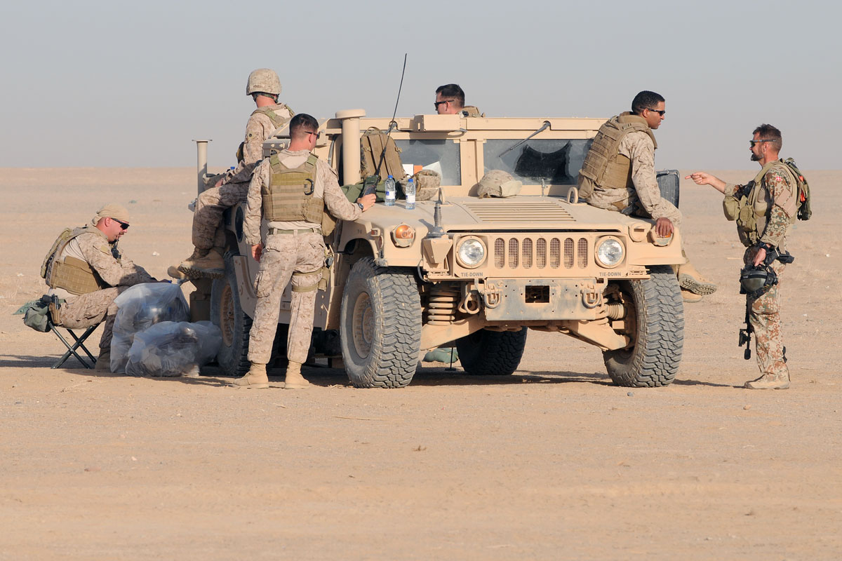 HMMWV Humvee