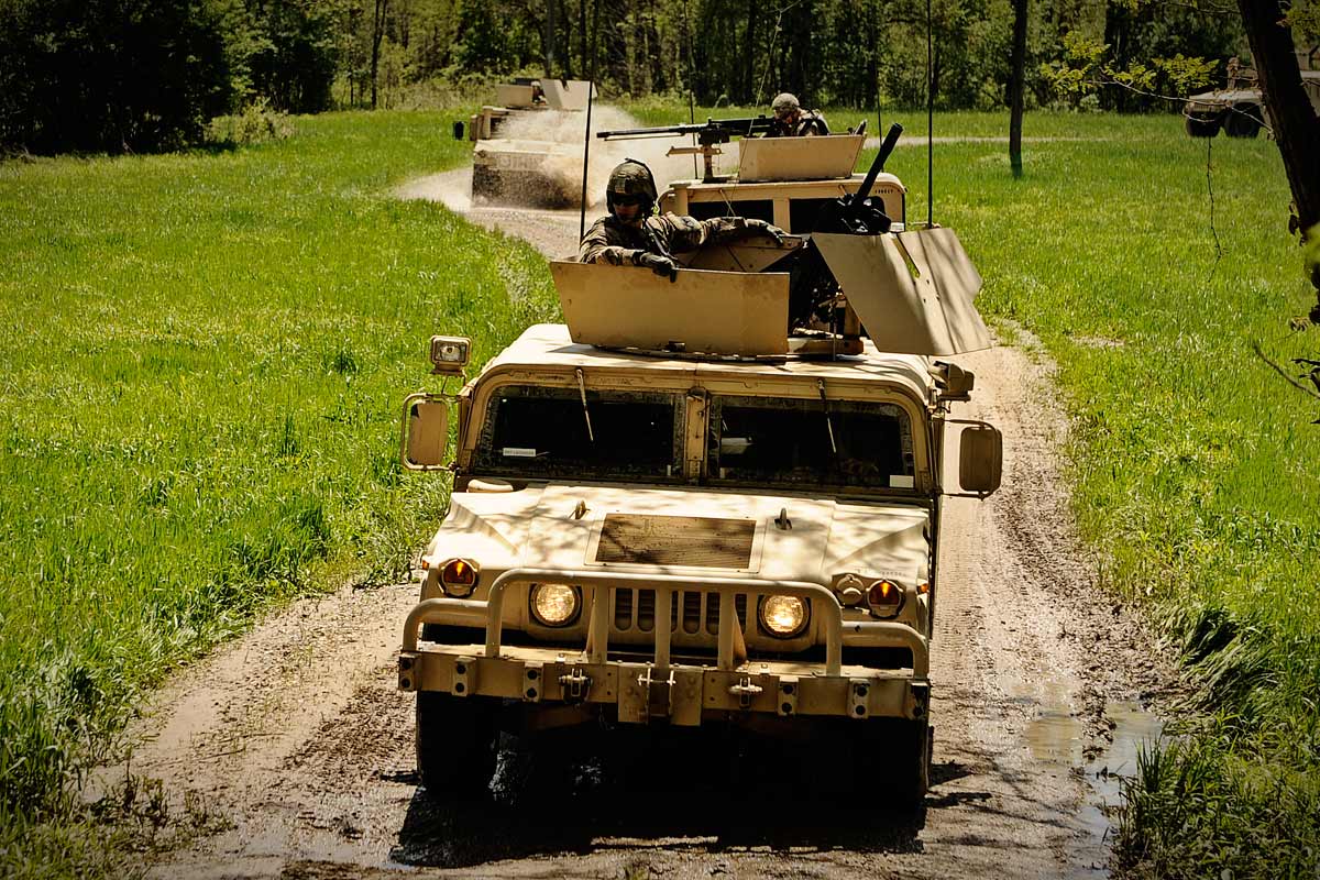 HMMWV Humvee